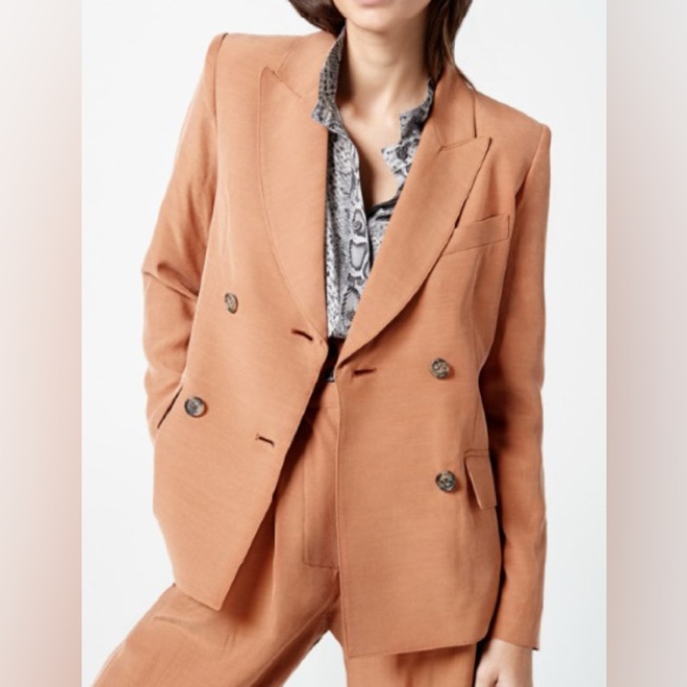 Smythe Tuck-In Blazer Dessert, size 4